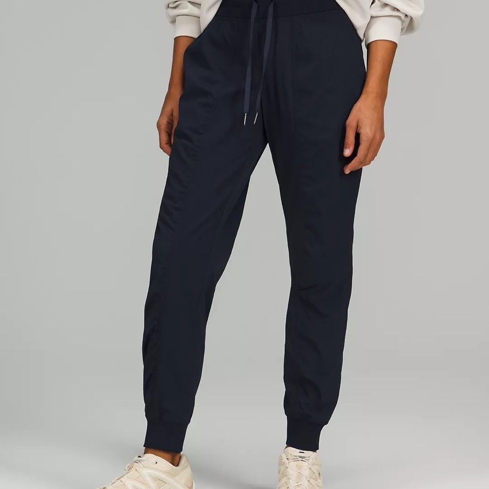 Lulu dance studio mid-rise jogger